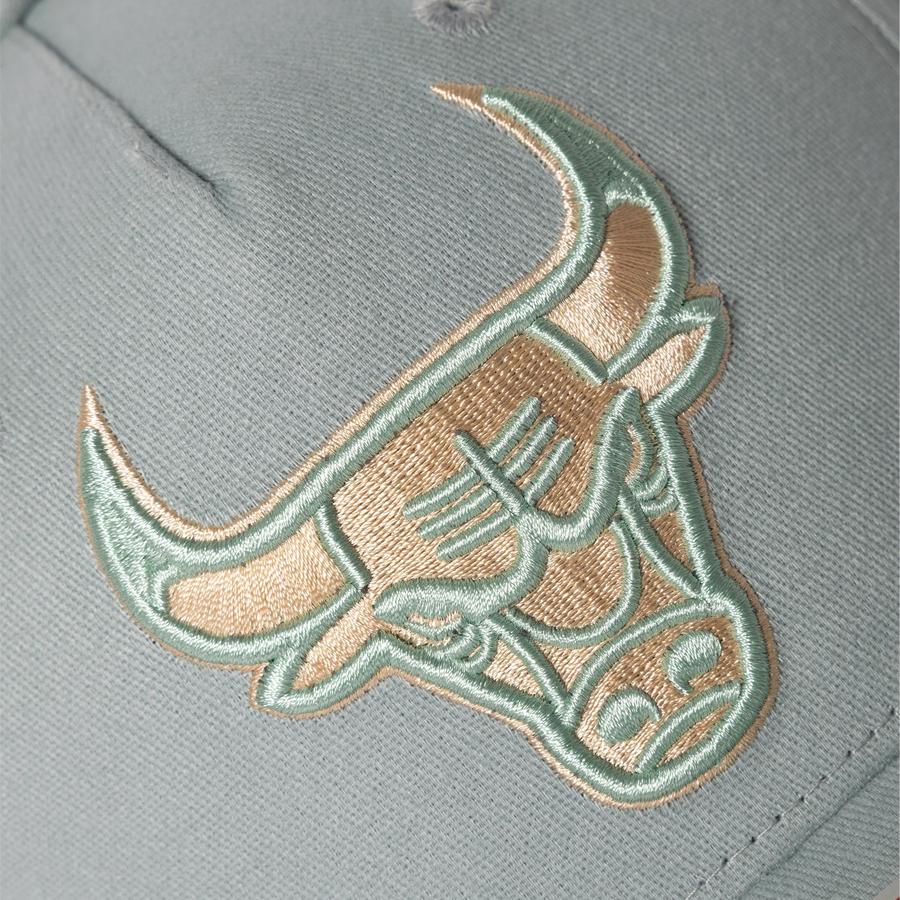 SEASONAL CORE BULL GREEN - Image 2